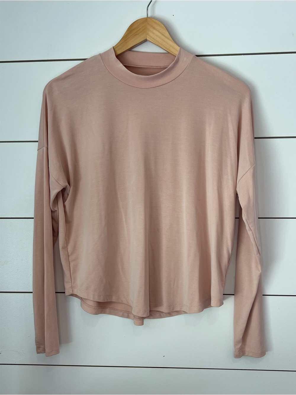 Madewell Long Sleeve Mock Neck Top in Dusty Blush minimalist closet staple‎
